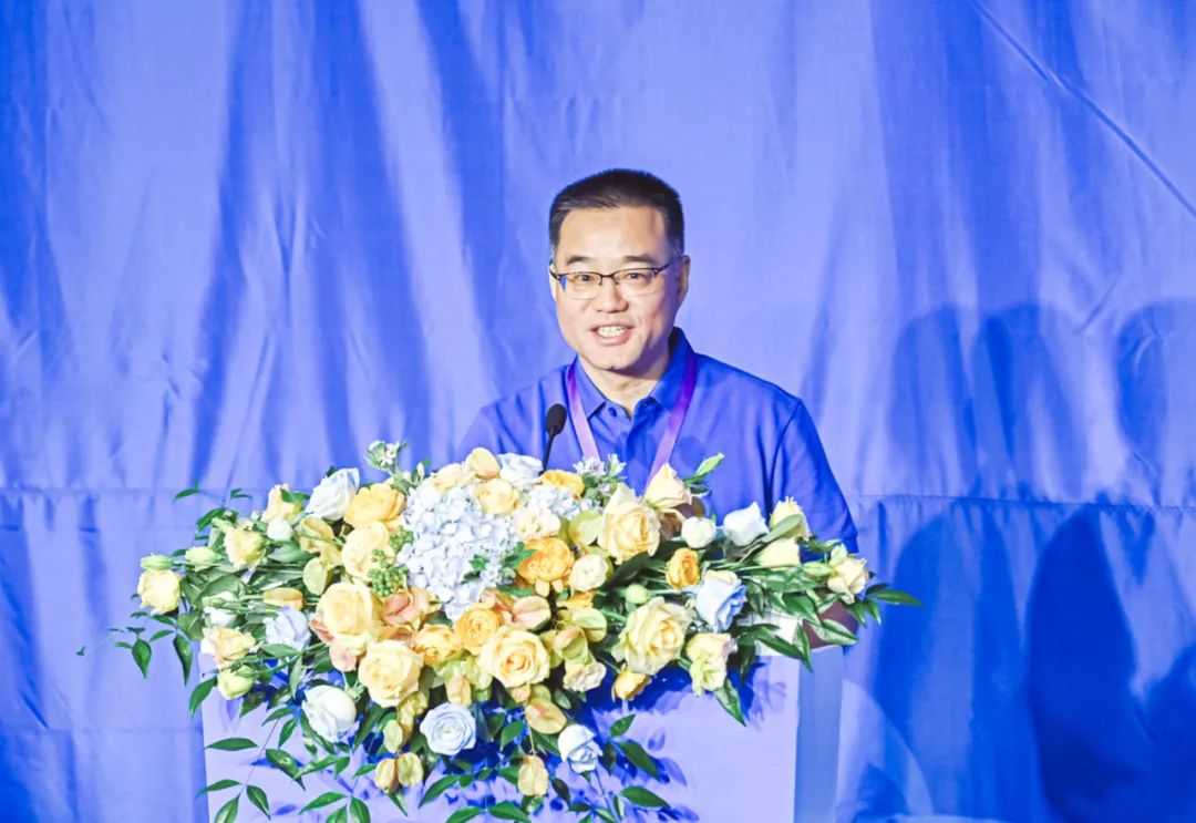 ���͸׼���˹-4